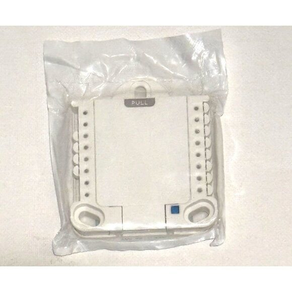 Honeywell Home RTH8560D‎ 7-Day Programmable Touchscreen Thermostat White - Picture 8 of 8